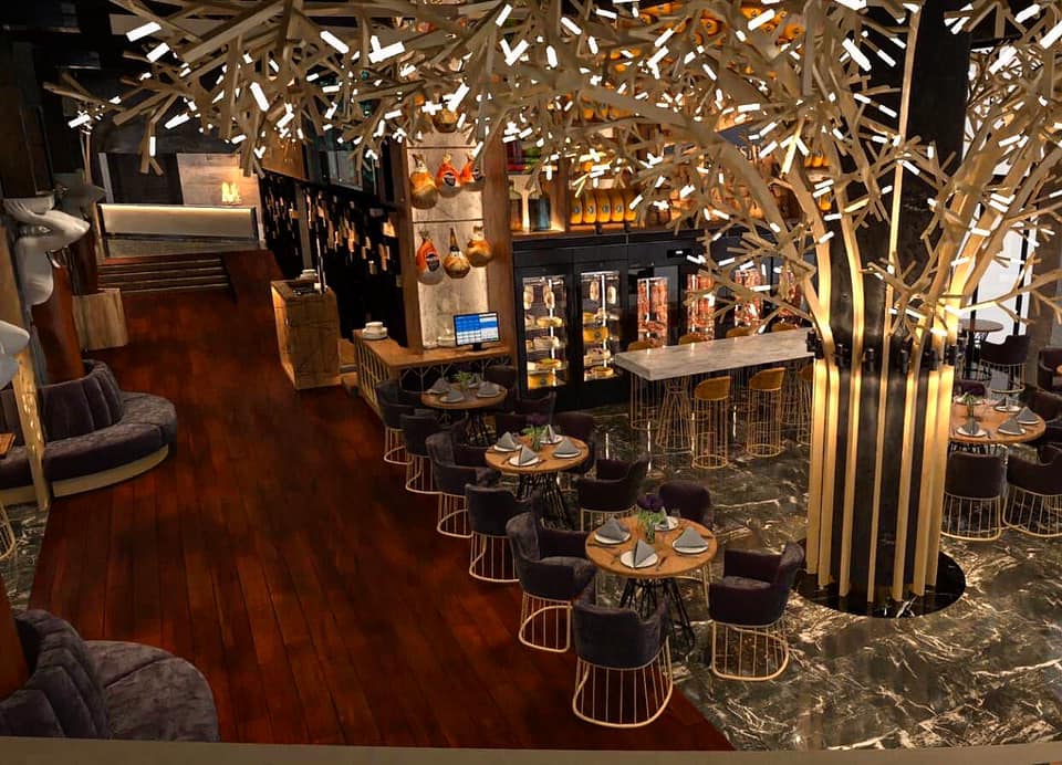 فضای داخلی Katsin Restaurant در ایروان با طراحی مدرن، نورپردازی گرم و میزهای شیک