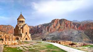 رود آرپا در مسیر جرموک و نوراوانک ارمنستان با وبسایت کالسکه